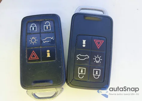 2013 Volvo S60 T5 z USA, uszkodzony, nr VIN YV1612FS6D2207492